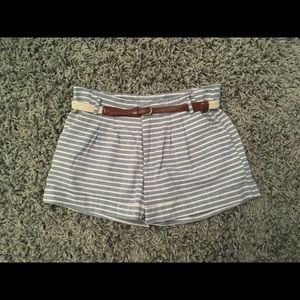 Women’s M Double Zero shorts
